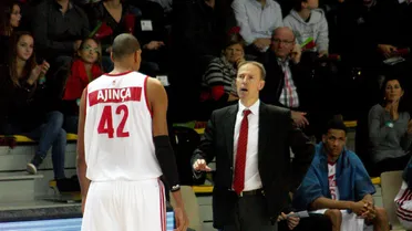 Slaughter, asesino de ida y vuelta; Ajinça se queda en la SIG y Antibes despide a Toupane
