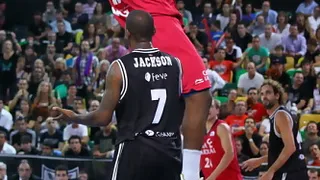 Proyecto Caja Laboral 2011-12: Reinventándose de nuevo