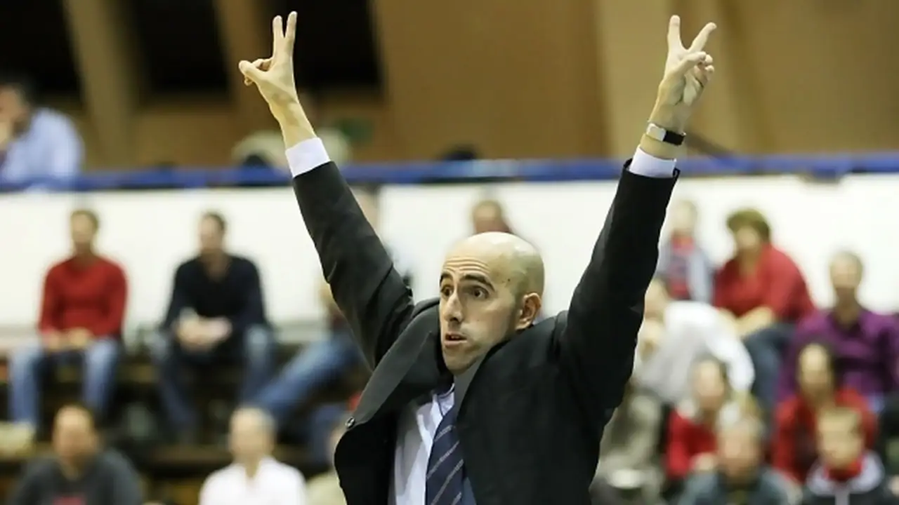 Raúl Jiménez, rumbo a BC Prievidza