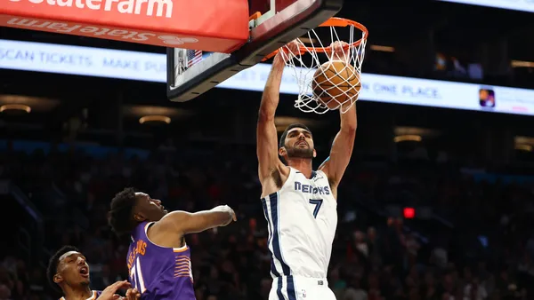 La noche en que Santi Aldama silenció a sus críticos y se convirtió en leyenda de los Grizzlies