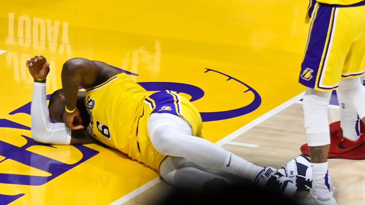 LeBron James, el favorito de la NBA para ganar el torneo de flopping