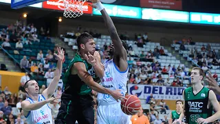 El debut soñado de Manny Quezada puede con un Lagun Aro GBC corto de efectivos (89-73)
