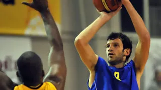 Liga griega (J15): Kommatos no puede evitar otra debacle del Marousi, Olympiacos sigue líder