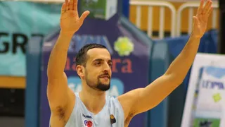 Breogán no falla y se acerca a la Copa; Araberri supera a Clavijo