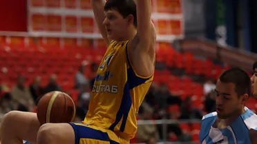 El Khimki juega con fuego pero la Selección de Galicia no le quema