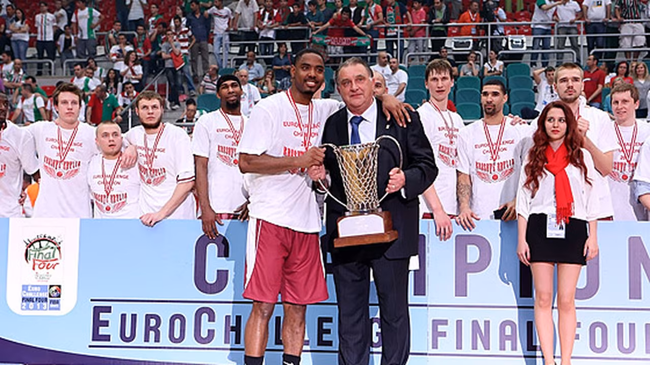 Krasnye arrebata la Eurochallenge a Karsiyaka ¿Cerrará CSKA la triple-corona?