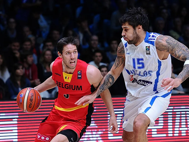 El poderoso juego interior de Grecia arrolla a Bélgica (75-54)