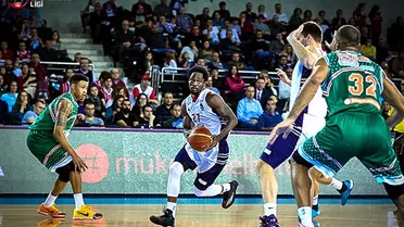 Usak, único equipo con una derrota; los 40 de Kalin Lucas y el show de Korkmaz