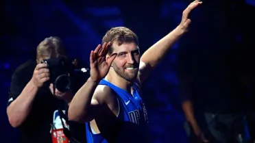 Dallas Mavericks confirmó cuándo presentarán la estatua de Dirk Nowitzki