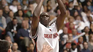 La Noche Americana: La sexta derrota consecutiva de Lakers enerva al Staples. Deng vuelve a reinar en el MSG. Grizzlies se llevan un duelo con sabor a playoffs. Lillard-Curry, talento en la Bahía