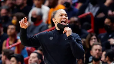 ¿Quién lidera las opciones para ser el nuevo entrenador de Phoenix Suns?