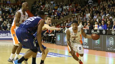 Pro A (J3): Mam Jaiteh, un MVP de 20 años. Dijon, intratable