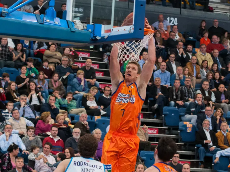 El futuro del Valencia Basket: Doellman y Dubljevic, pilares; suenan Zisis y Van Rossom