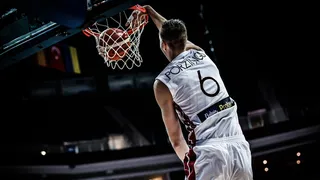 #Eurobasket2017 Grupo D (J3): Porzingis guía a Letonia; Rusia, invicta; Serbia gana