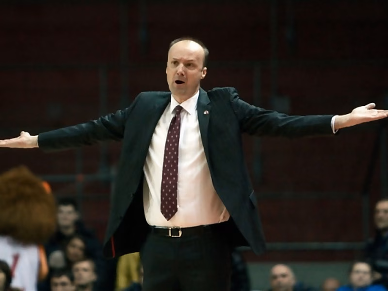 Los árbitros vuelven a la palestra en el baloncesto ruso