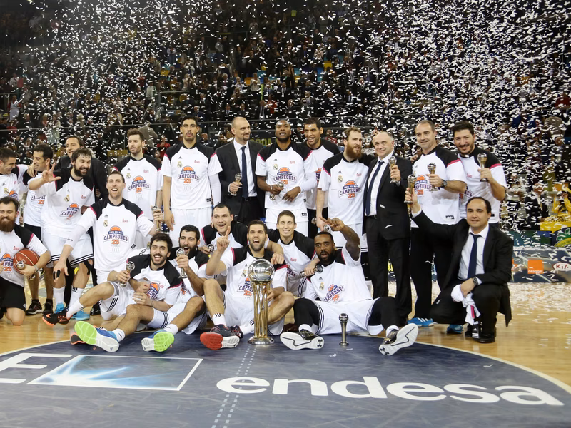 Rudy Fernández prepara y el Chacho remata a un Barça que, sin Tomic, se perdió (71-77)