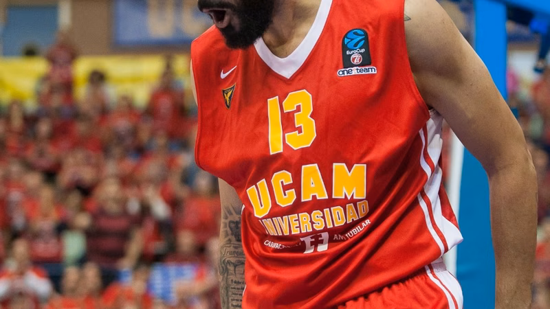 UCAM Murcia cede ante el despertar de Nick Johnson: 16 puntos en el último cuarto (79-90)