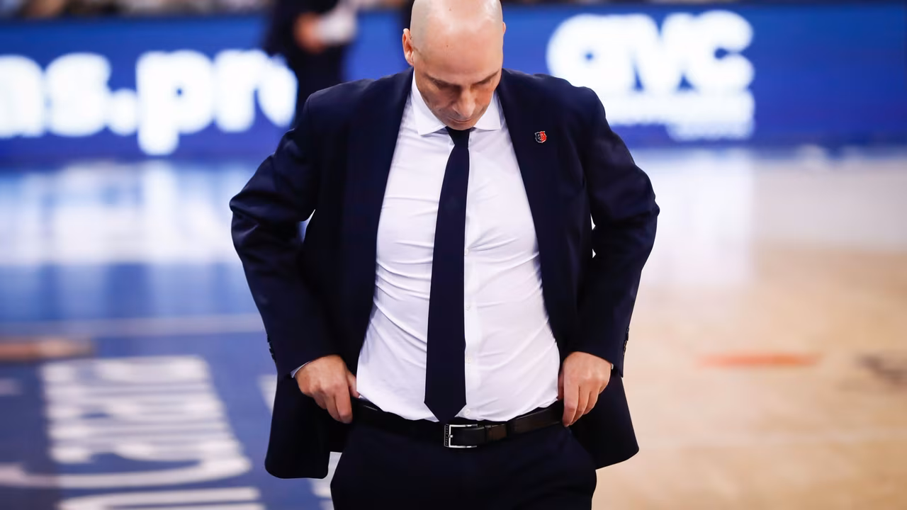 Alarma en Barça Basket: ¿Qué va a pasar con Joan Peñarroya?