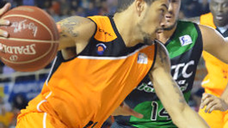 El Fuenlabrada deja los deberes para última hora ante el Joventut (80-82)
