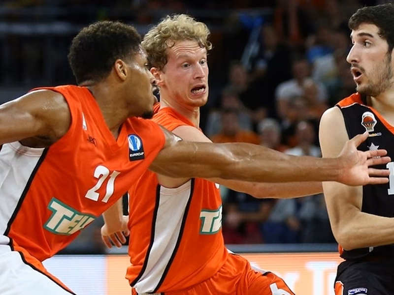 El Valencia Basket sella su clasificación en Alemania (60-86)