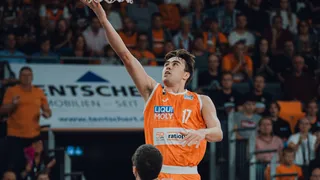 La actuación de MVP de Juan Núñez que vale una victoria de nivel para Ulm