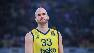 Un veterano de la Euroliga podría recalar en Atenas. Descubre quién es