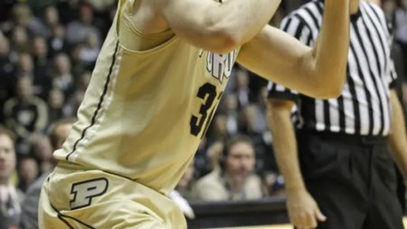 Analizando a Dakota Mathias, un two-way player tirador para Divina Seguros Joventut