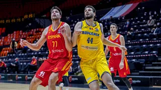 España no encuentra rival contra Rumanía y se clasifica para el Eurobasket (94-41)