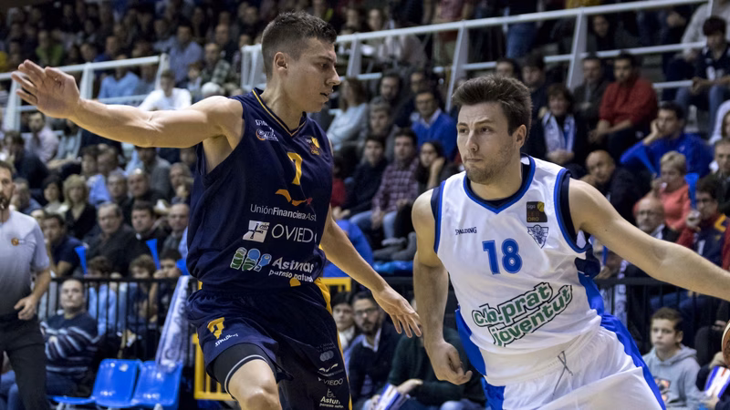 Cuatro equipos en cabeza. Partidazo (42 val.) sin premio de López-Arostegui en Pumarín