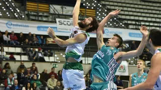 Greg Gantt y Mirza Bulic se estrenan con victoria en una jornada de color visitante