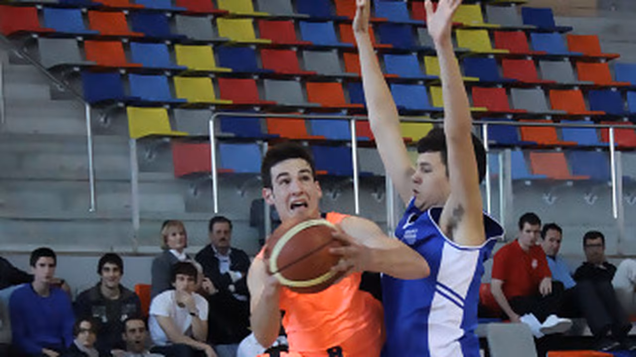 Lobe Huesca apuesta por el joven Lluís Costa