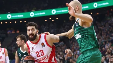 El Baskonia se reengancha a la Euroliga a costa del Zalgiris (77-97)