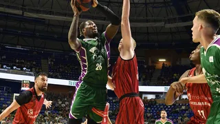 Unicaja suma en la prórroga una trabajada victoria ante un luchador Fuenlabrada (89-84)