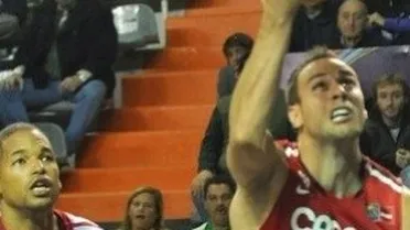 Preolímpico FIBA Américas: Canadá da la sorpresa ante Dominicana y Arturo Álvarez se indigna con el arbitraje en la derrota de Paraguay