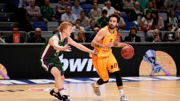 Toupane se viste de héroe y guía al Unicaja a la victoria sobre Galatasaray (88-83)