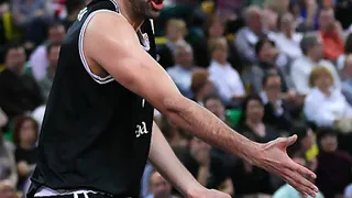 Hernández-Sonseca, rumbo a ¡Irán! Aminu, Hayes, Jordan y ¿James White? a Italia