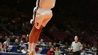 Tyrone Sally cierra la plantilla de Plasencia Galco