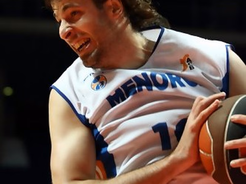 Urko Otegi, dos años más en Menorca Bàsquet