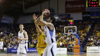 Alberto Corbacho se disfraza de killer para aguar el carnaval grancanario (53-60)