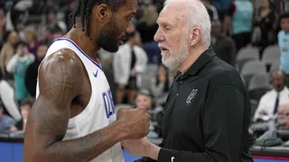 Increíble, Popovich para el partido y riñe a su público. ¿El gesto del año?