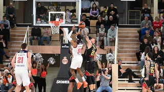 El Barça mira a Baskonia para fichar a este pívot