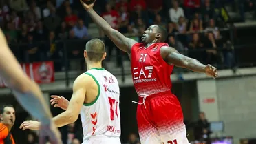 Un sólido Emporio Armani Milano le da una lección al peor Baskonia del año (88-76)