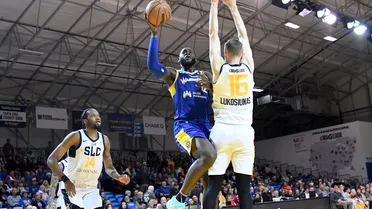 Garuba vuelve a jugar con los Warriors, ¿suficiente?