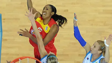 Eurobasket ’09: España no se deja sorprender y gana fácilmente a Grecia. Letonia hace lo propio con las checas y ambas se clasifican para cuartos de final