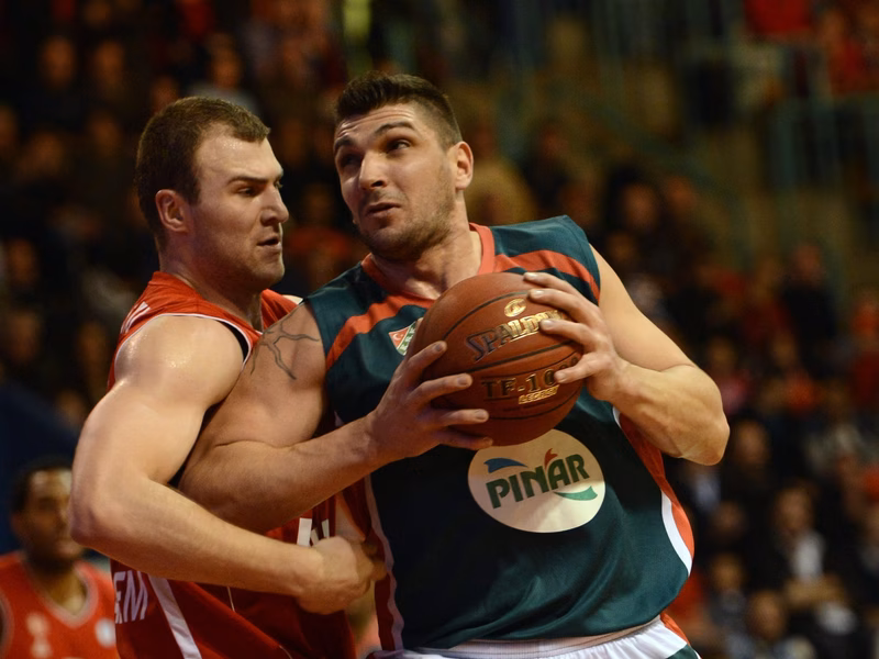 Efes acaba con la racha de Galatasaray. Batista, rey de las zonas en TBL (Video)