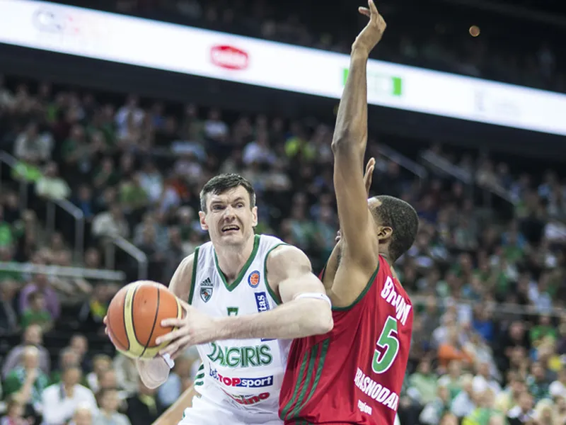 Los Lavrinovic: Darjus no irá Tel-Aviv; Ksistof, ¿a Valencia?