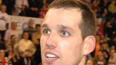 El capitán Carles Bravo renueva su compromiso con el Palencia Baloncesto