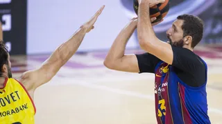 El Barça sonríe en el regreso de Mirotic (82-71)