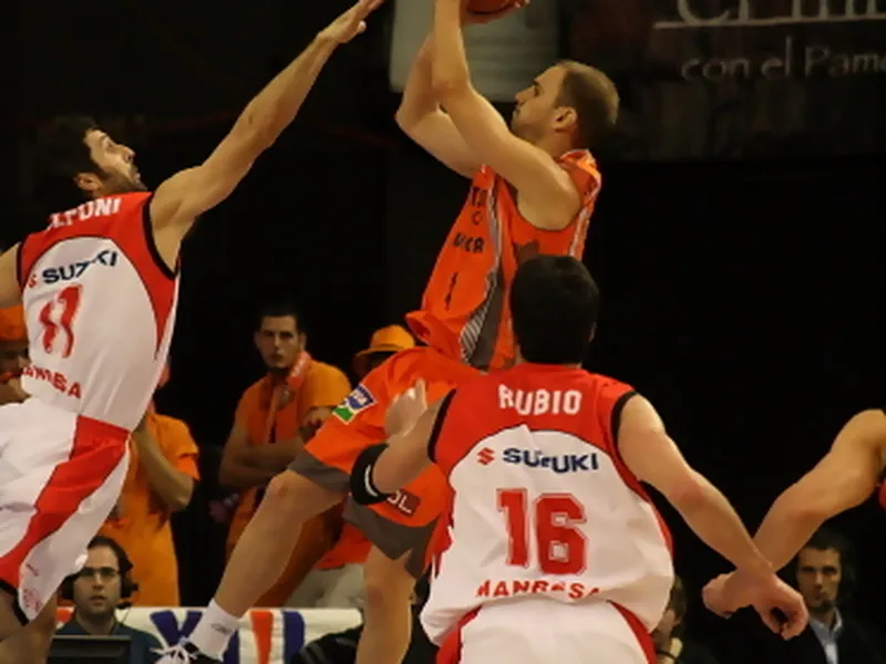 Albert Oliver llega a Estudiantes
