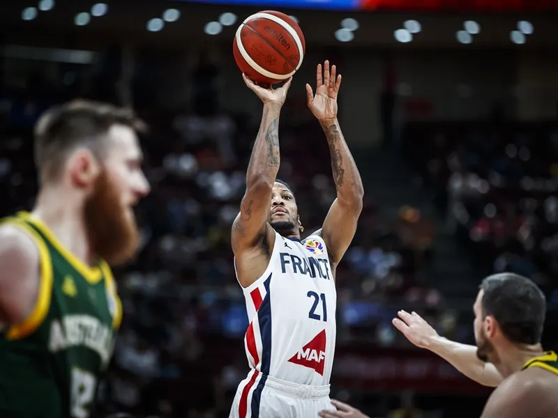 Australia vuelve a permitir una remontada y Francia se lleva el Bronce (67-59)